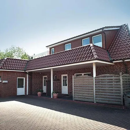 Haus Reedestrasse 37 Ferienwohnung 1