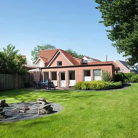Haus Reedestrasse 37 Ferienwohnung 1 *